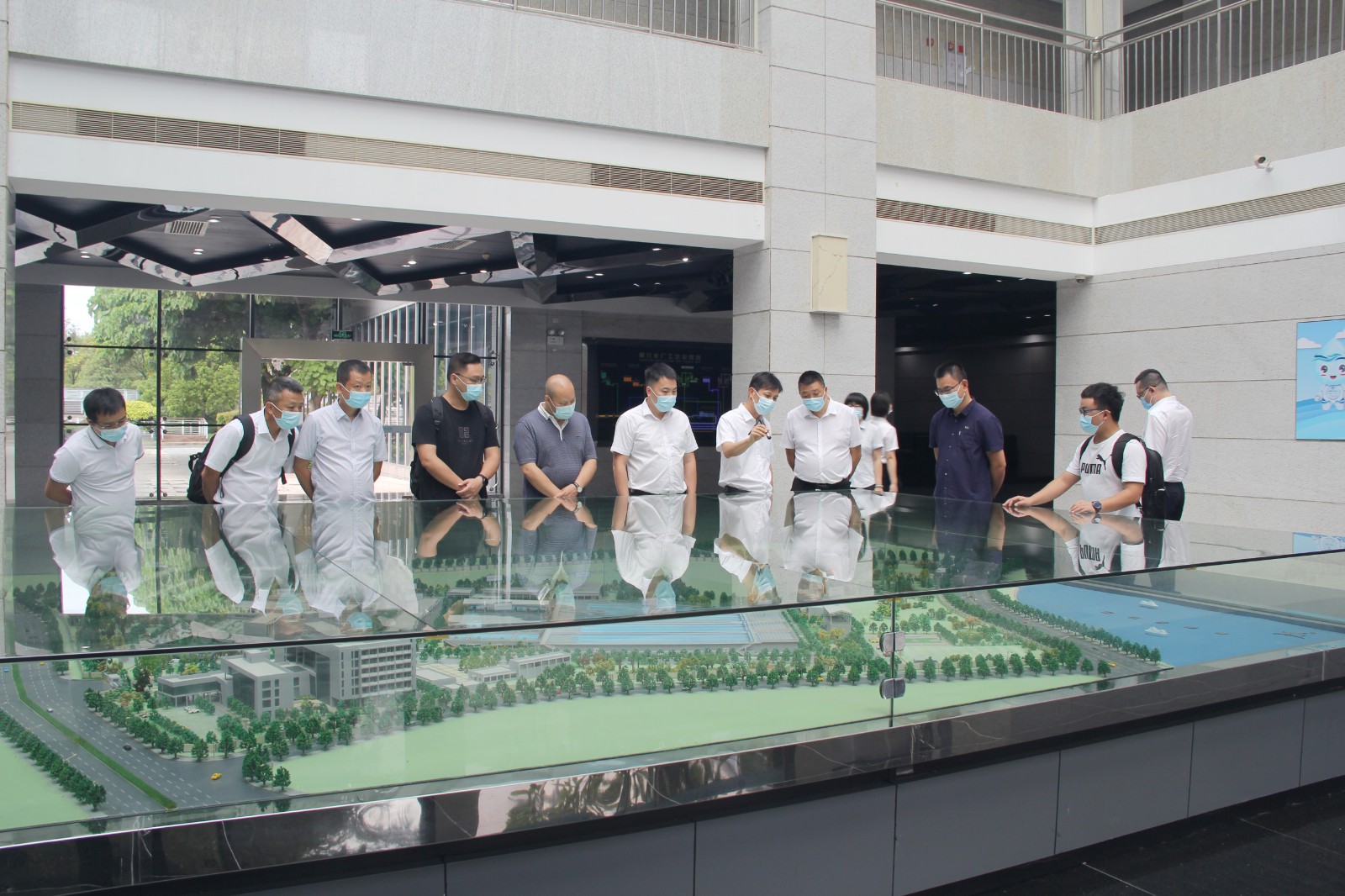 介绍第六水厂沙盘及工艺流程.jpg 介绍第六水厂沙盘及工艺流程.jpg