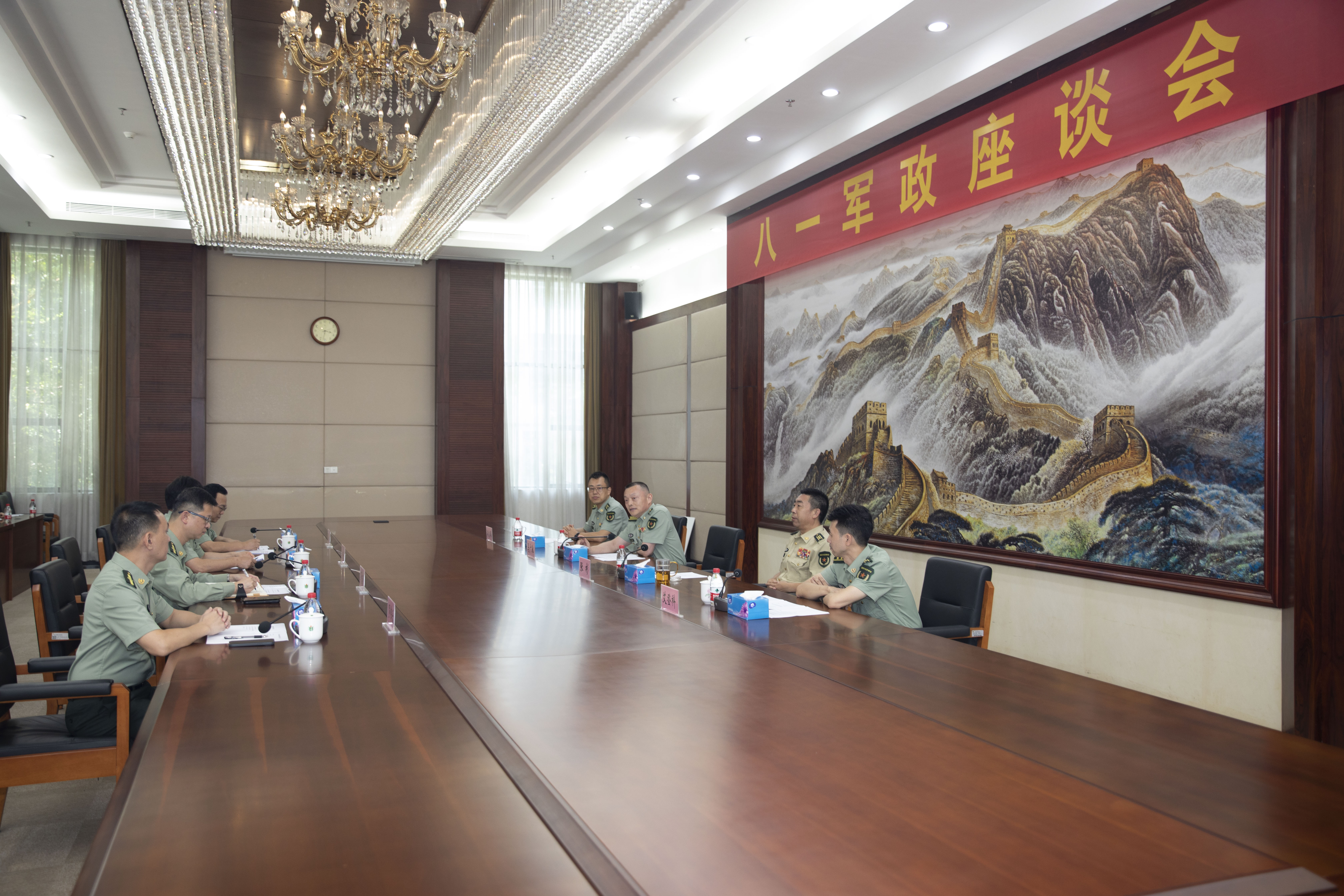 专题慰问 (2).jpg 专题慰问 (2).jpg