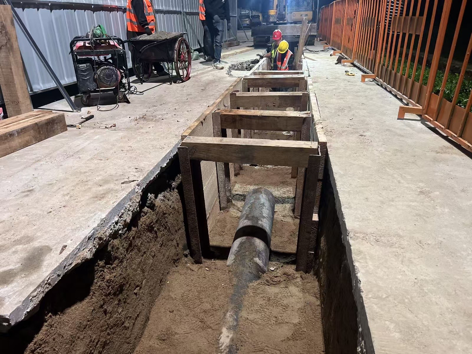 中堂标段施工现场照片.jpg 中堂标段施工现场照片.jpg