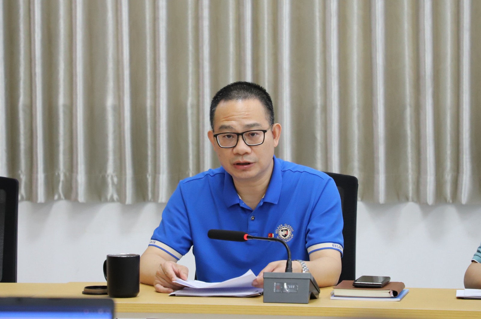 图片3.科技公司党总支部书记、执行董事袁伟光作总结讲话.jpg 图片3.科技公司党总支部书记、执行董事袁伟光作总结讲话.jpg