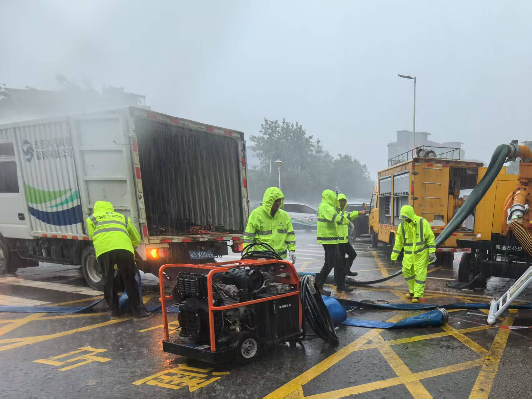 ea76bb18bae4fa6bc3811f38b706e8f0.jpg ea76bb18bae4fa6bc3811f38b706e8f0.jpg