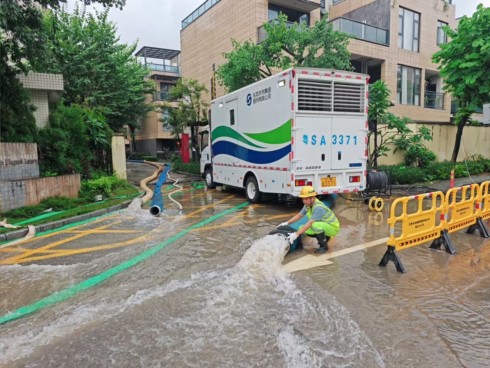 防汛排涝.jpg 防汛排涝.jpg