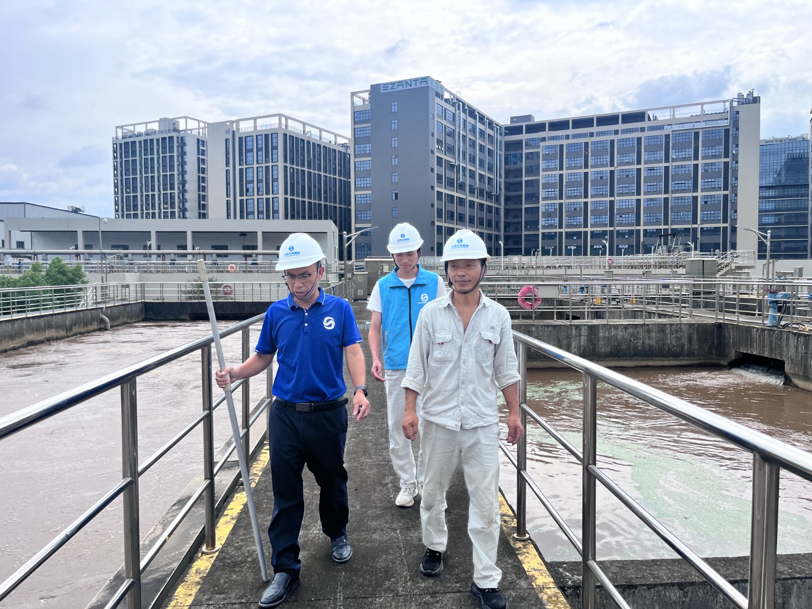 026023f9a90ed769628bf86d1f10aef1.jpg 026023f9a90ed769628bf86d1f10aef1.jpg